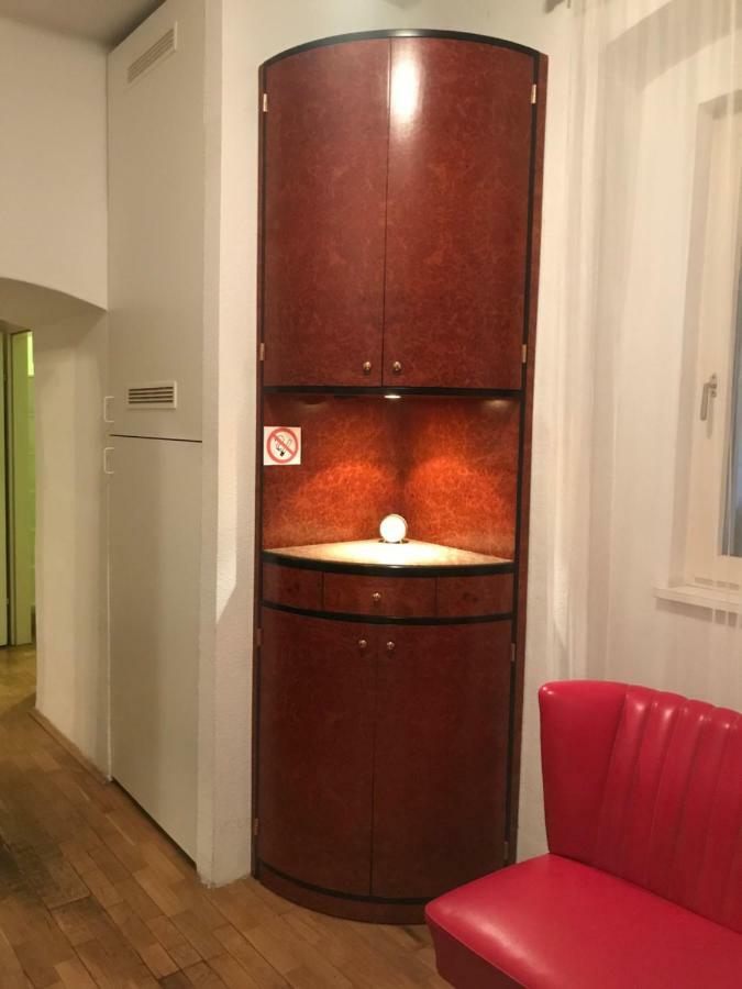 The Barts Center - Self Check-in *