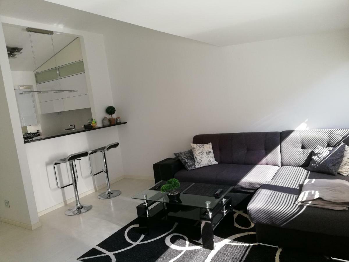 Andrej Andrej Apartment *