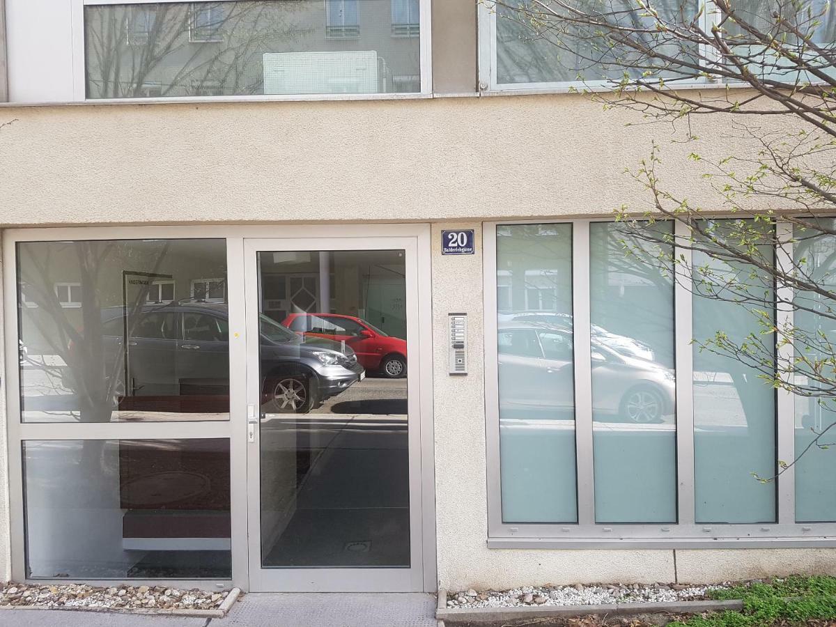Andrej Andrej Apartment