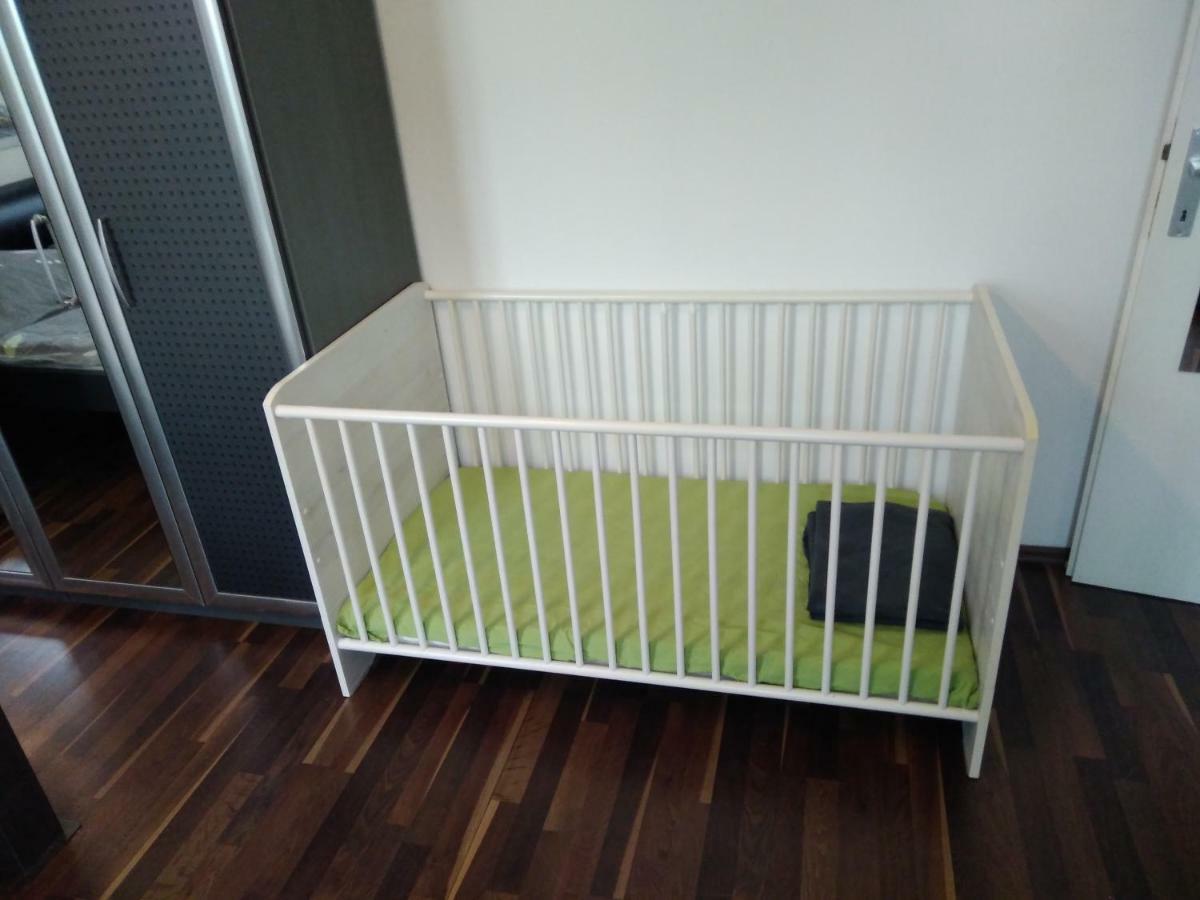 Spacious In Center With Terrace *