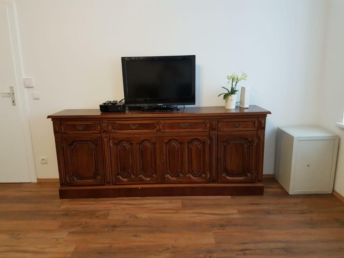 Excellent 2 Bed 12 Mins From Center Apartment Vienna