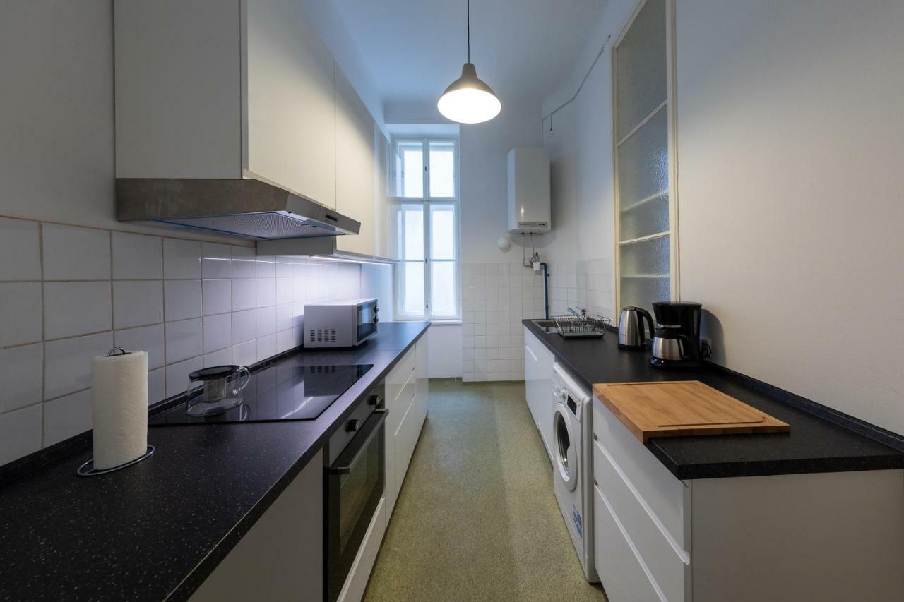Dream Center Apartment Vienna
