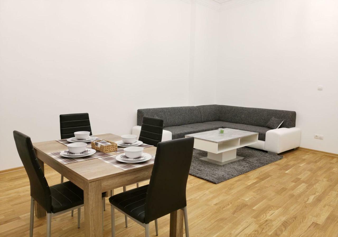 Apartment Roter Hof *