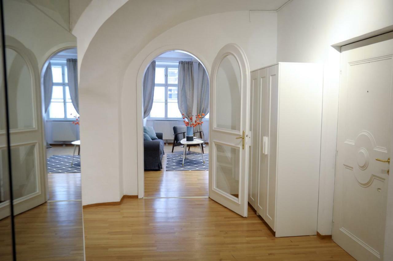City Center Apartment *