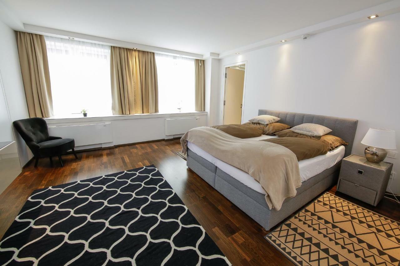 Apartment Parkring By Nikolax *