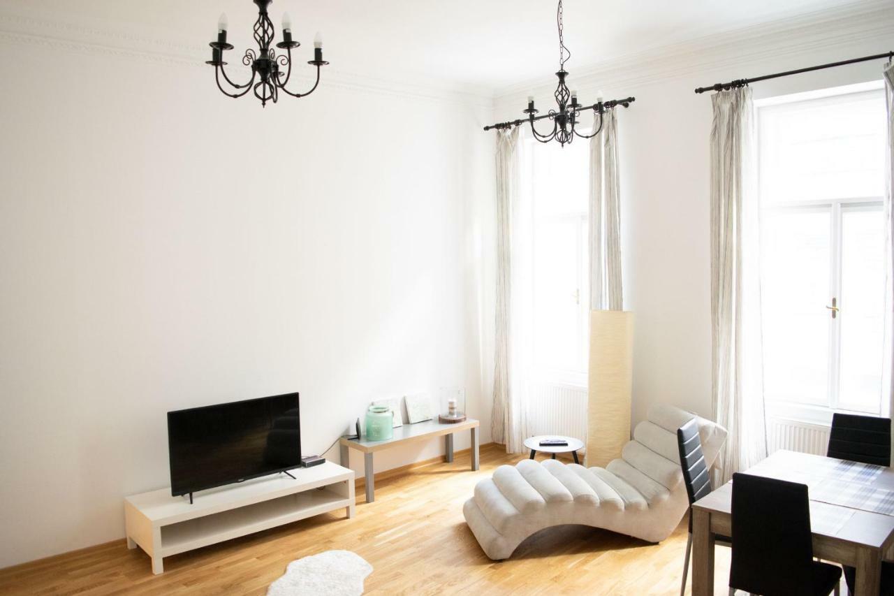 Apartment Roter Hof *