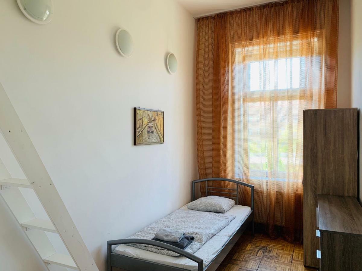 Apartment Bagira