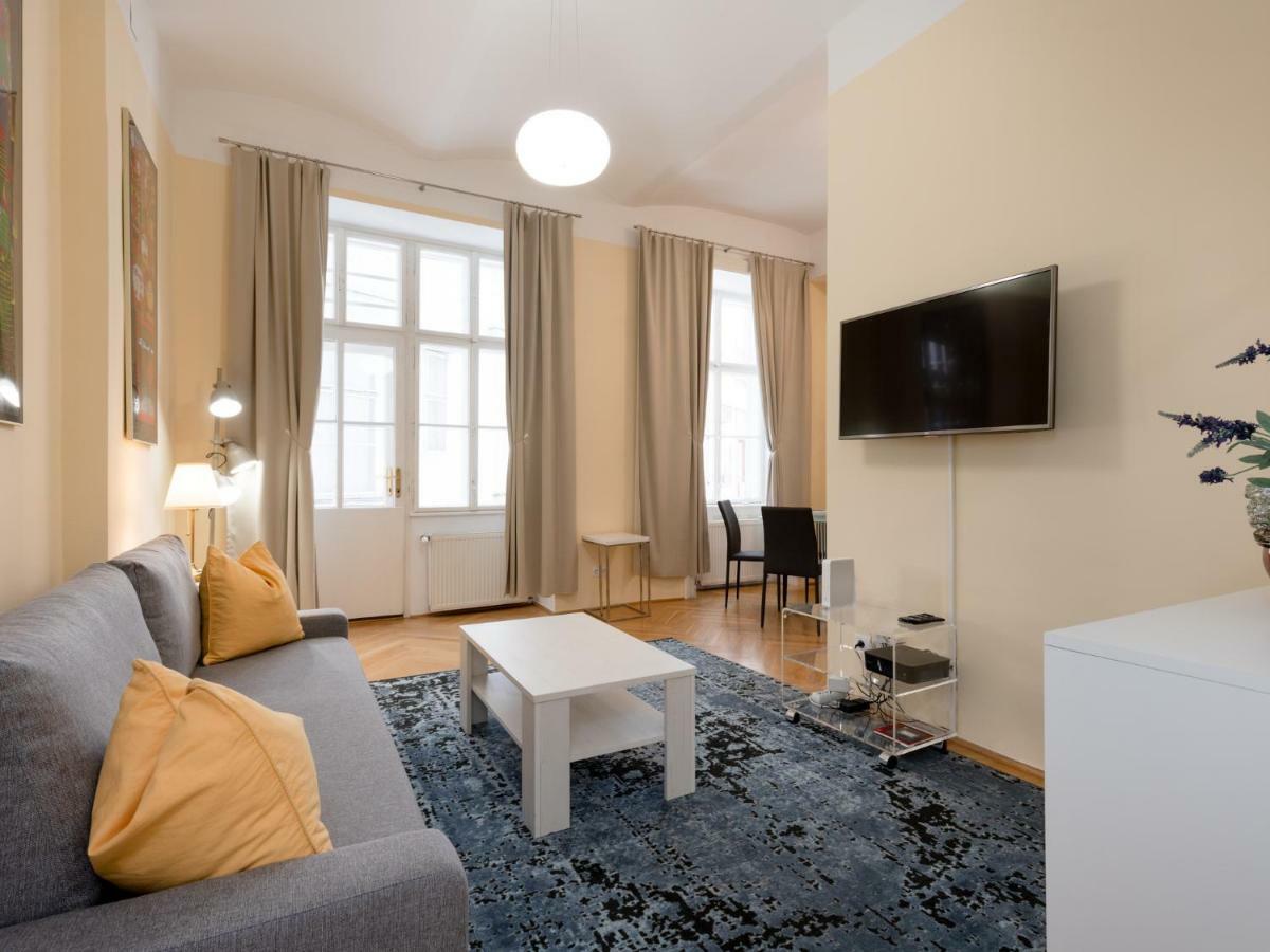 Stadtpark Apartment