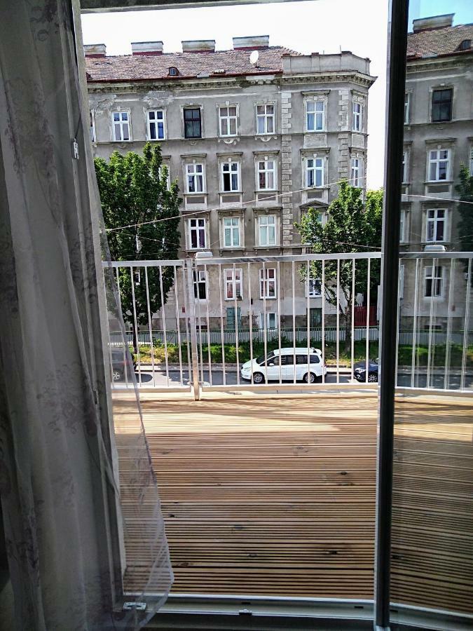 Apartment Spacious In Center With Terrace Vienna