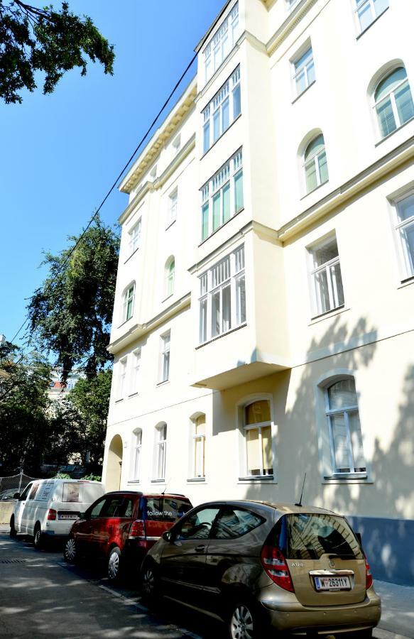 Apartment Brahmsplatz By Easyb&b