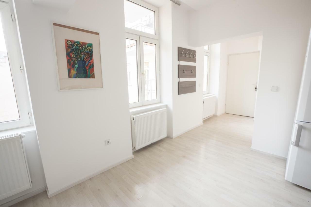 Apartments Haberlgasse I Contactless Check-In Apartment