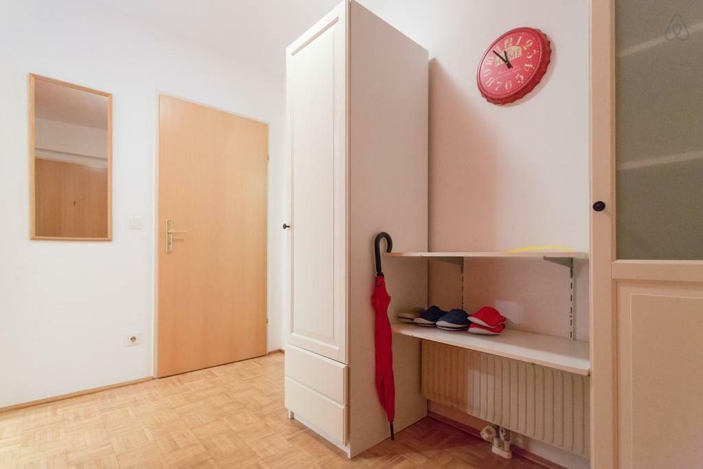Apartment Relaxing Terrace In Lively Area Vienna