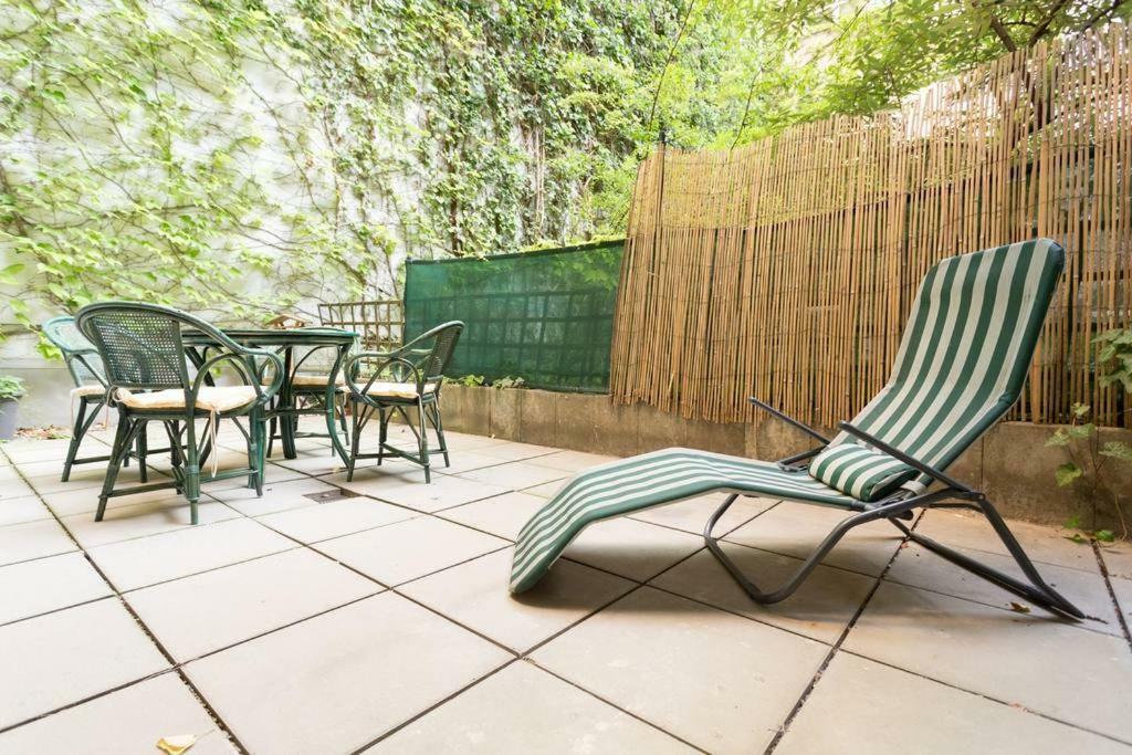 Apartment Relaxing Terrace In Lively Area *