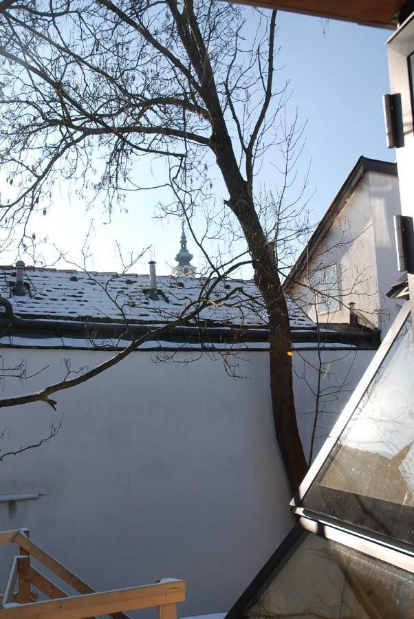 Sunny Apartment *