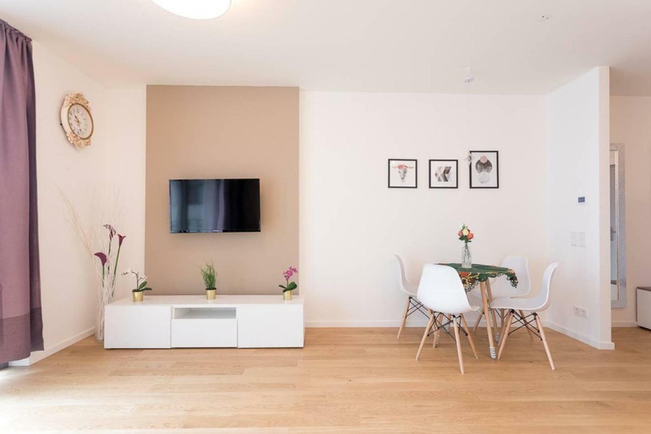 Apartment Luxury Living Parkapartment Vienna
