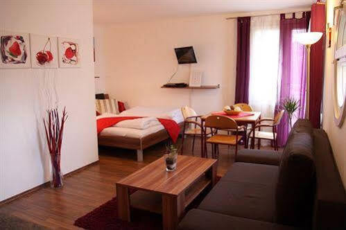 Apartamento Apartmenthaus Hietzing I Contactless Check-in Viena