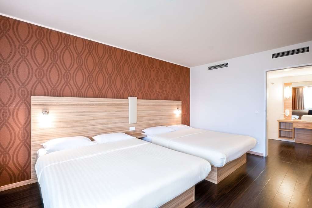 Hotel Leonardo Schonbrunn Vienna