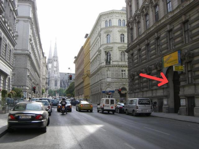 Acomodação com café da manhã  Gross Viena