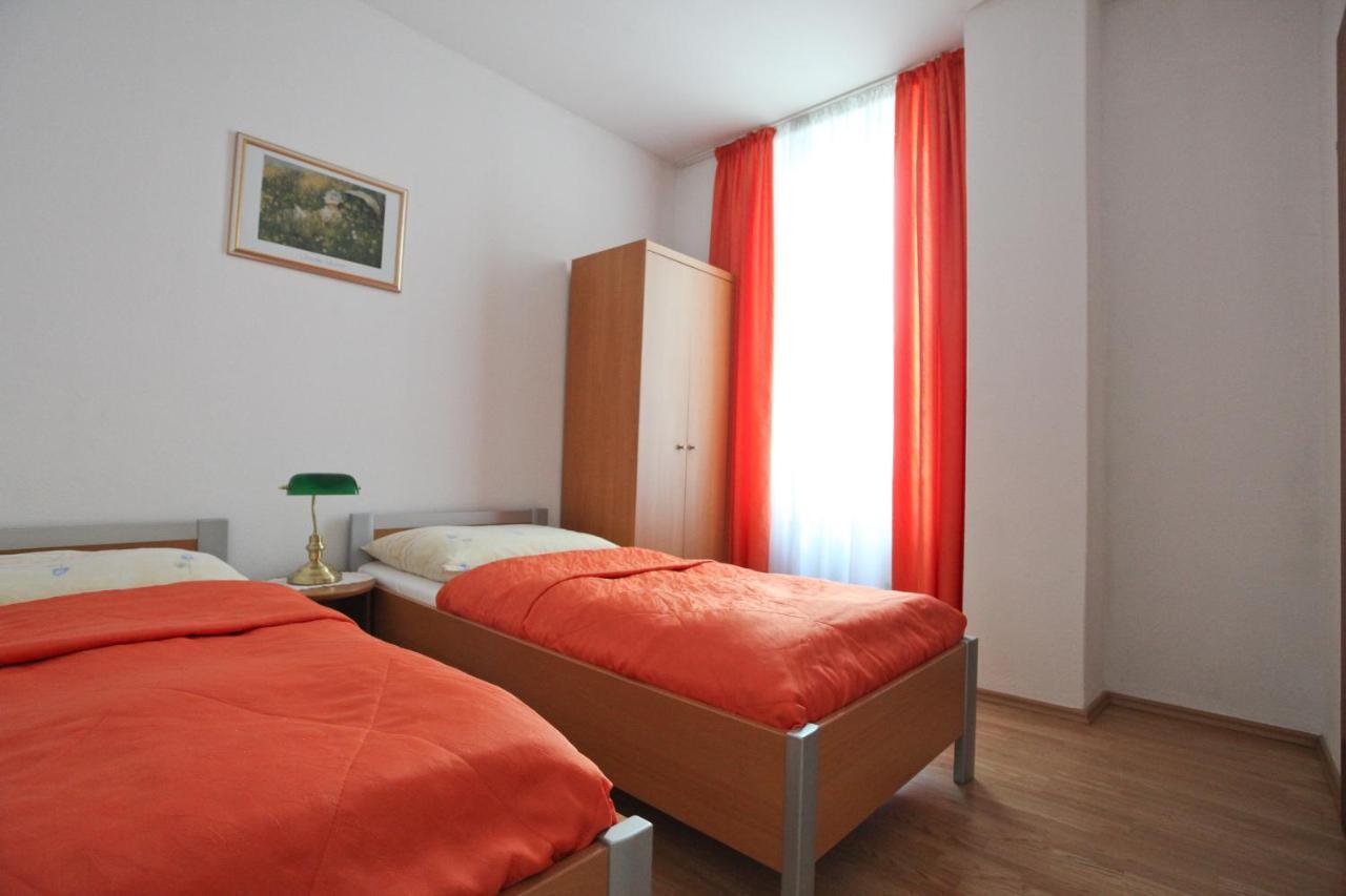Classic Apartment I Close To Main Station I 10 Minutes To Belvedere