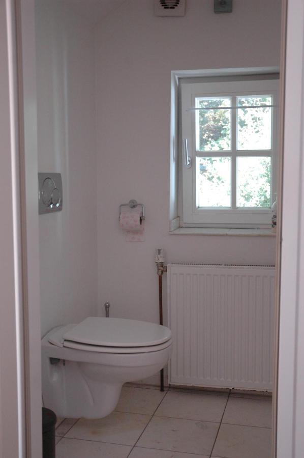 Quiet, Spacious And Family-friendly Top-floor Apartment, 100m2, 2 Bedrooms, Garden View Apartment