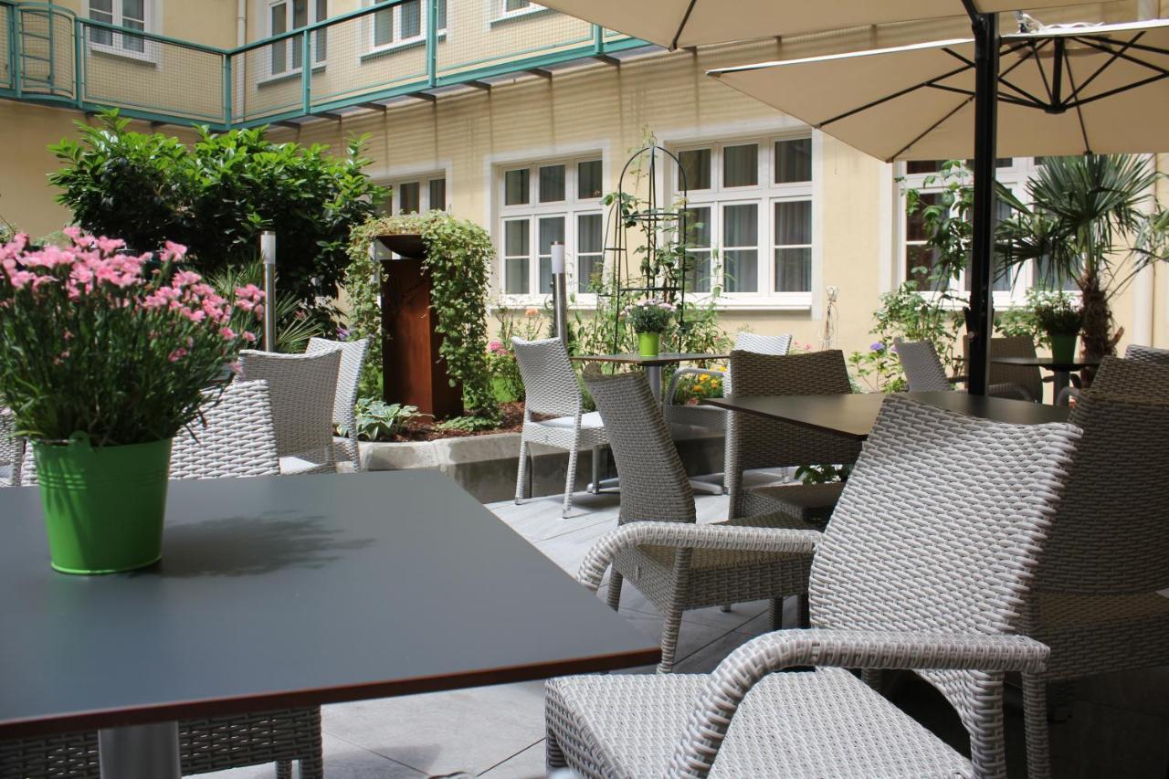 Hotel Josefshof Am Rathaus 4*