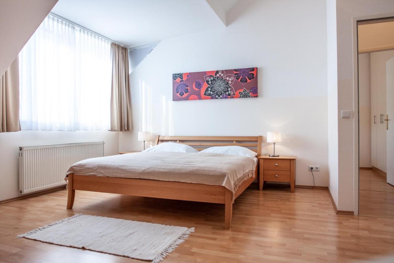 Riess Trambauerstrasse | Contactless Check-in Apartment Vienna