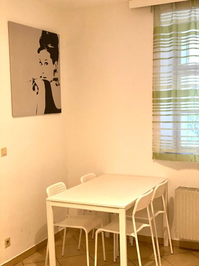Opera Apartment *