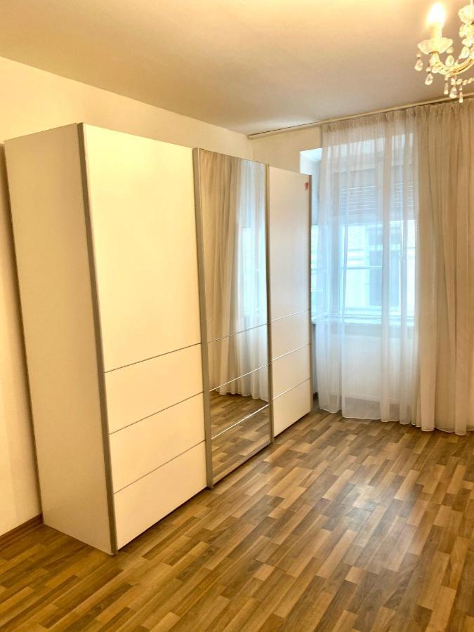 Opera Apartment