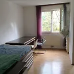 Room In Maisonette With Garden, Parking Place