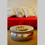 Beautiful Viennese Flat In The City Centre