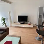 Bright Apartment With A Free Parking Garage @ Wienerberg