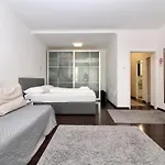 Balcony Apartment - Next To Opera