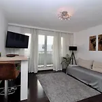 Balcony Apartment - Next To Opera