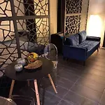Design-Apartment Mit Klimaanlage & Top-Anbindung An Der U1
