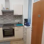 Gerald\'S Apartment 16