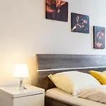 Comfy 2Br- Apartment Near Wiener Stadthalle