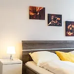 Comfy 2Br- Apartment Near Wiener Stadthalle