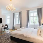 Parkview Boutique Apartments