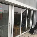 Dachgeschosswohnung Mit Kostenlosem Parkplatz Und Internet!