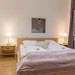 Pleasing 2Br Apt.-Perfect For Longstays