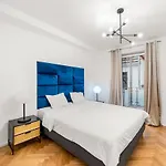Vienna Chic Residences #Suite 12