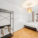 Vienna Chic Residences #Suite 12