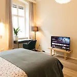Central And Stylish Apartment