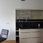 Casa Nostra - Moderne Lichtdurchflutete Wohnung Am Augarten
