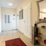 Apartment With A Balcony - 15 Min To City Center