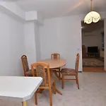 Modern Apartment At Vic