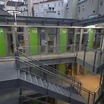 Smart Nano Living - Wien Hauptbahnhof - Self Check-In