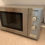 Grosse 4 Zimmer Wohnung. Schoenbrunn-Naehe!