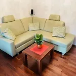 Super Deluxe Apartment - Near U6, U3 In City Center
