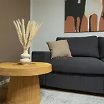 1Br Apartment With A Queen-Size Bed And Terrace - Contactless 24H Check-In